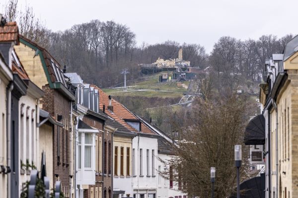 Wilhelminatoren niet ingestort door betonrot in vloer